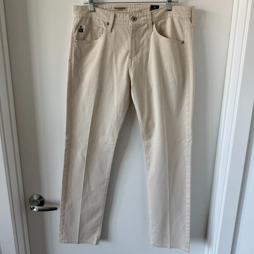 AG Adriano Goldschmied mens Matchbox Jeans 33x30 cream pants Slim Straight USA